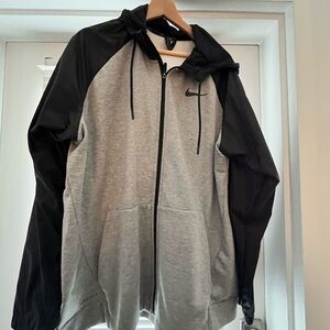 Nike dri fit hooded sweatshirt